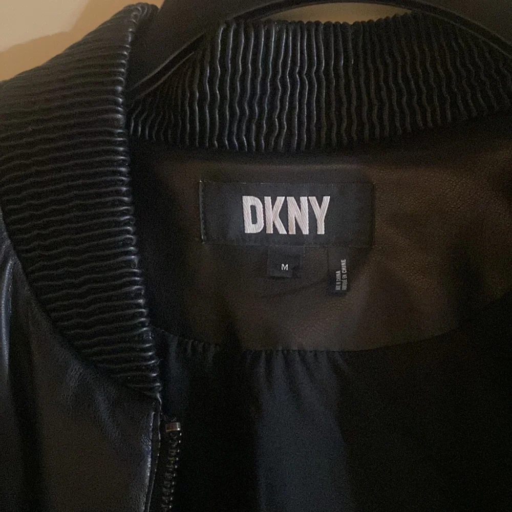 Faux leather jacket very soft wore once - Picture 2 of 4